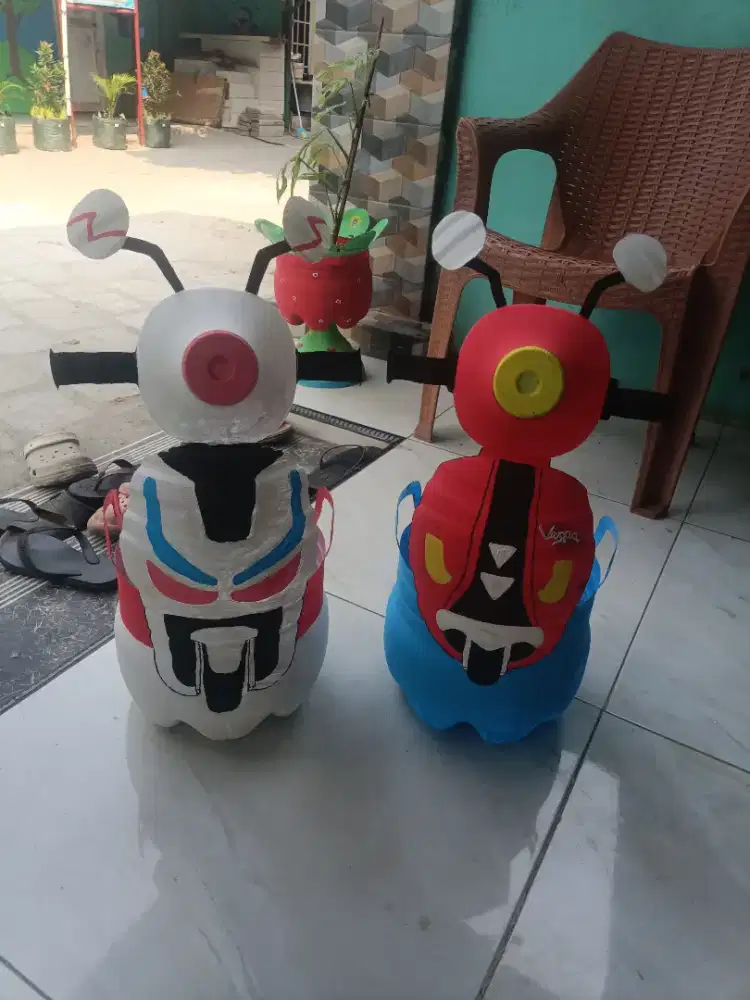 Pot tanaman model karakter