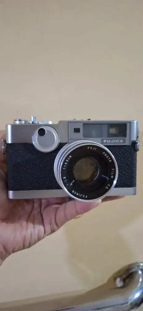 Fujica V2 Manual Vintage Camera