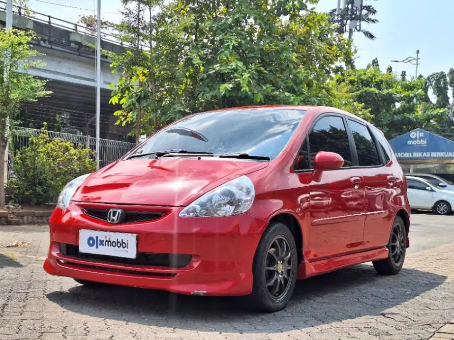 KM Rendah - Honda Jazz 1.5 VTEC Bensin-AT 2006