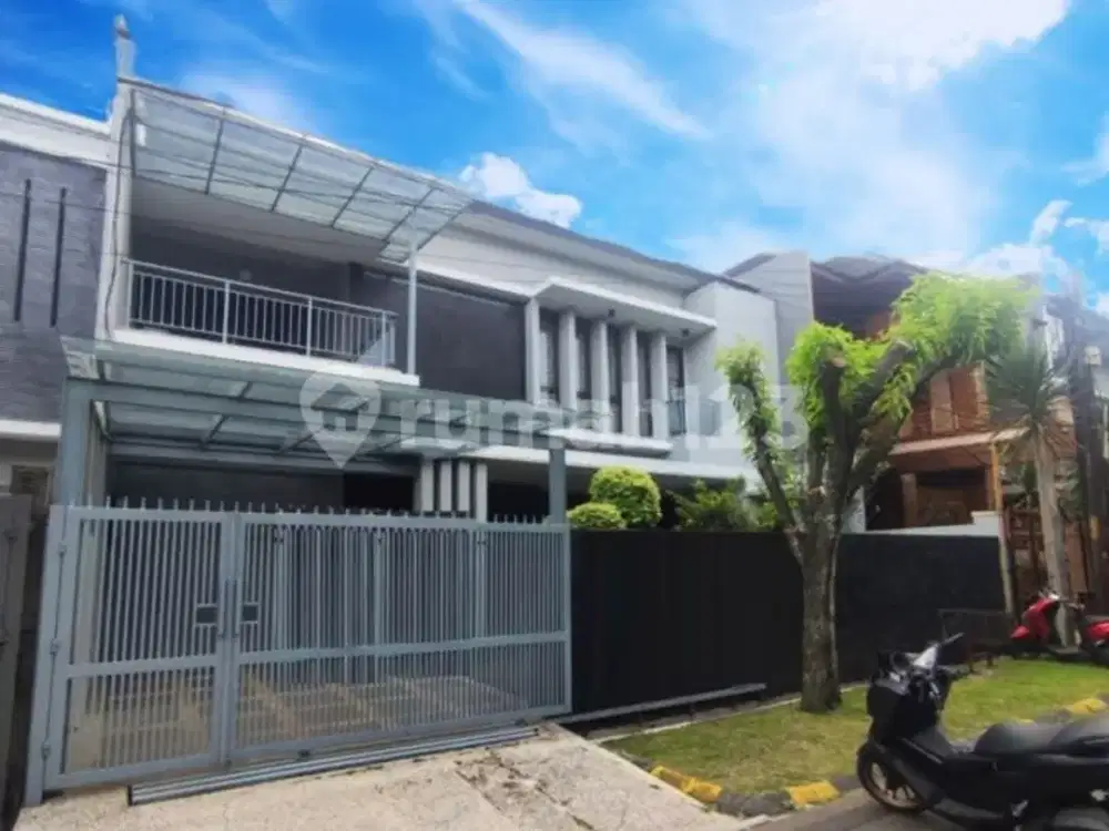 Rumah 2 Lantai Terawat Siap Huni Di Batununggal Indah
