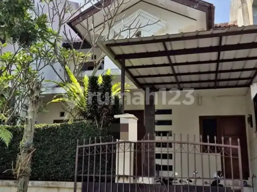 Rumah Siap Huni di Komplek Elit Setra Duta