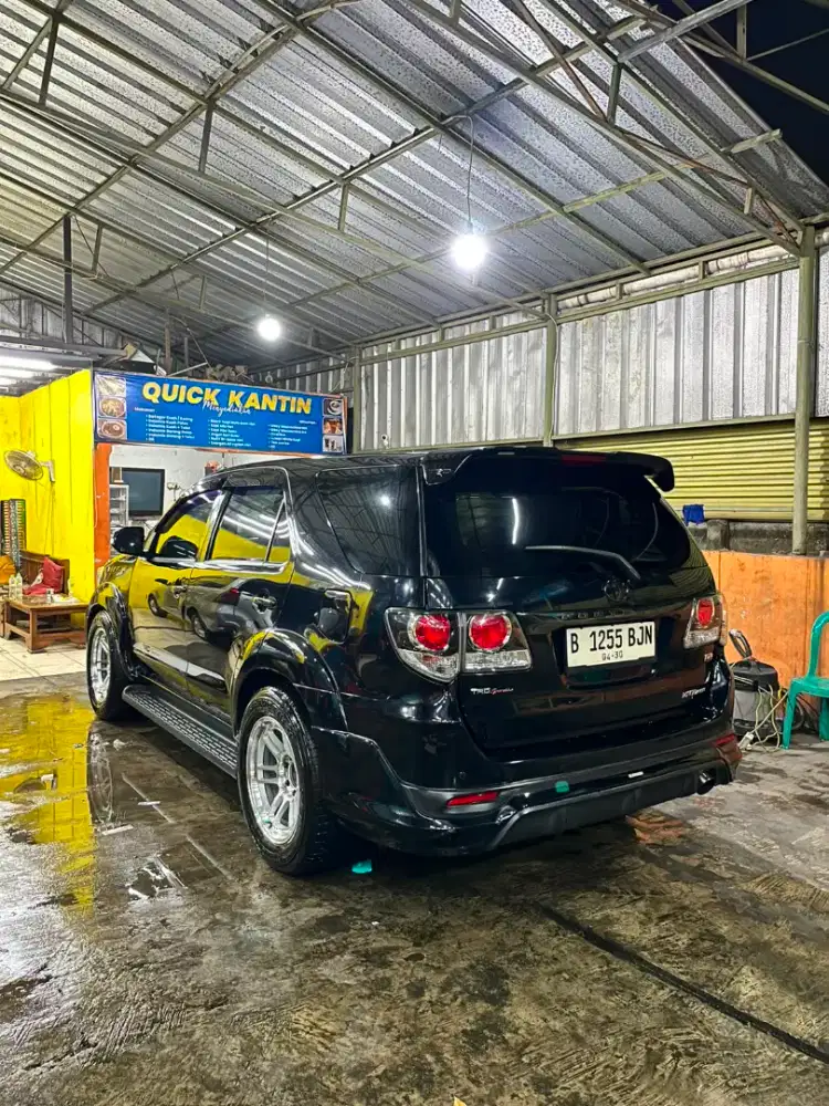 FORTUNER VNT TRD