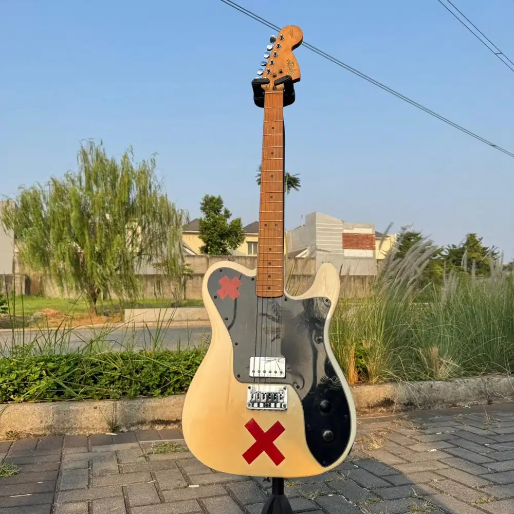 Squier Telecaster Deryck Whibley Sum 41 Signature Guitar