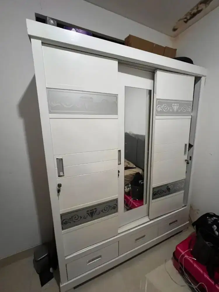 Lemari 3 pintu Super murah