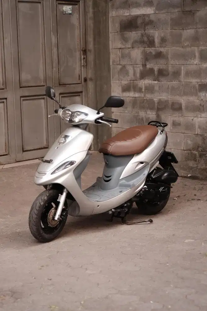 Kymco Easy Curut 100 Silver Rare