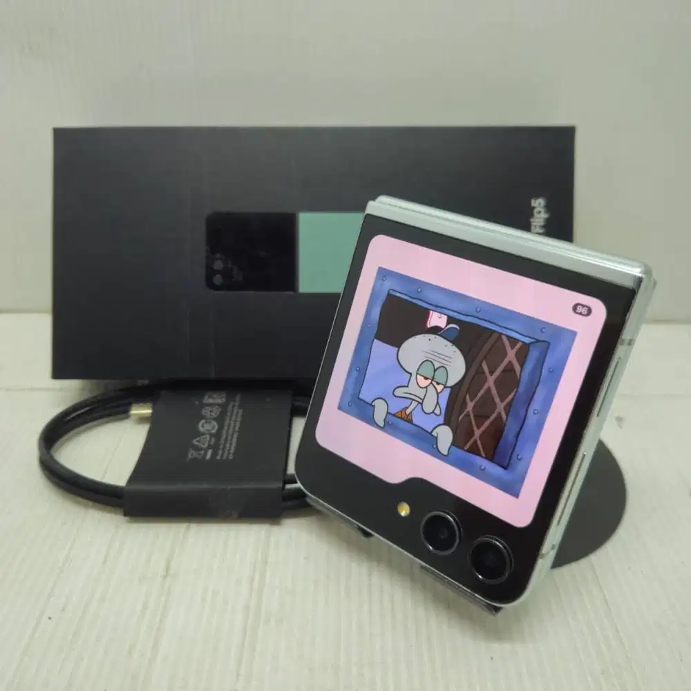NO MINUS SAMSUNG GALAXY Z FLIP 5 5G MINT 8/512 EX SEIN RESMI FULLSET