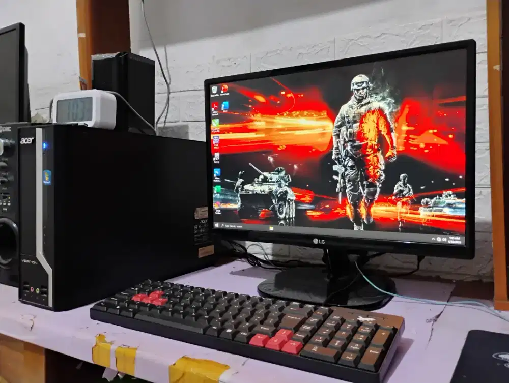Pc editing dan gaming roblox / intel core i5 + ram 8gb + ssd + LED 20