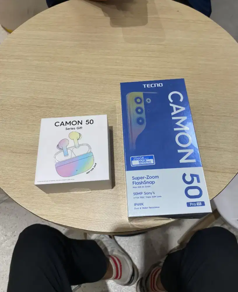 Tecno at Erafone & More Kamal Cengkareng