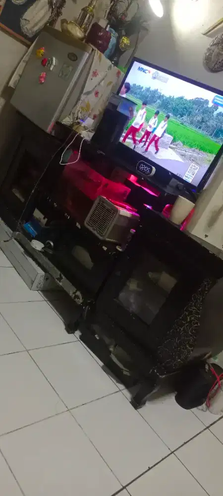 Dijual buffet tv dan meja kayu