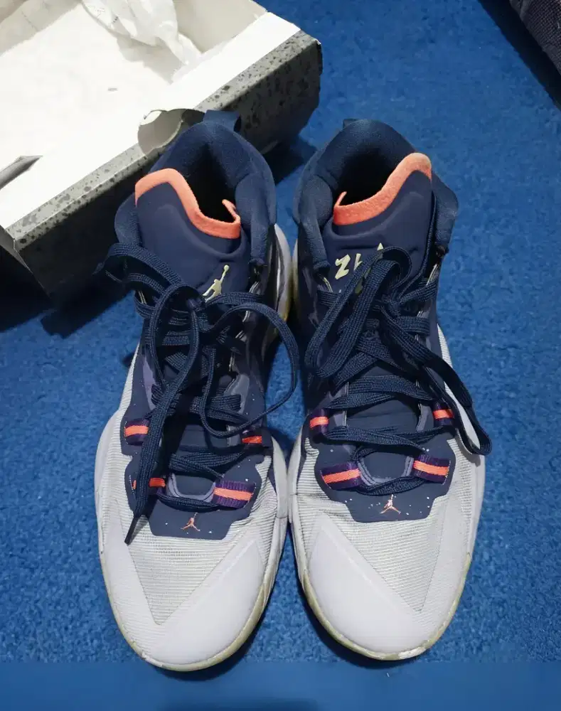 Air jordan zion bekas ukuran 43