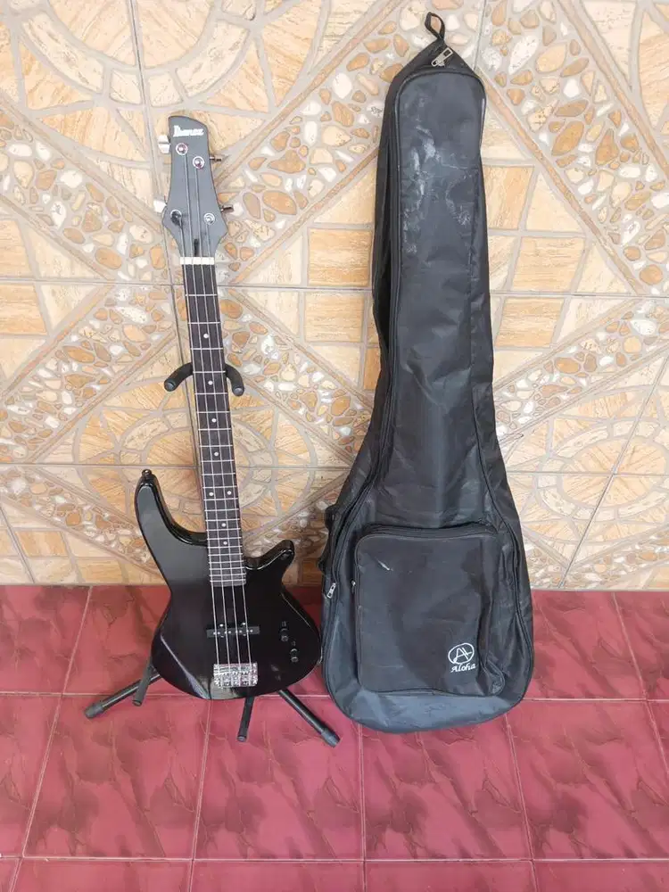 BASS LISTRIK IBANEZ
