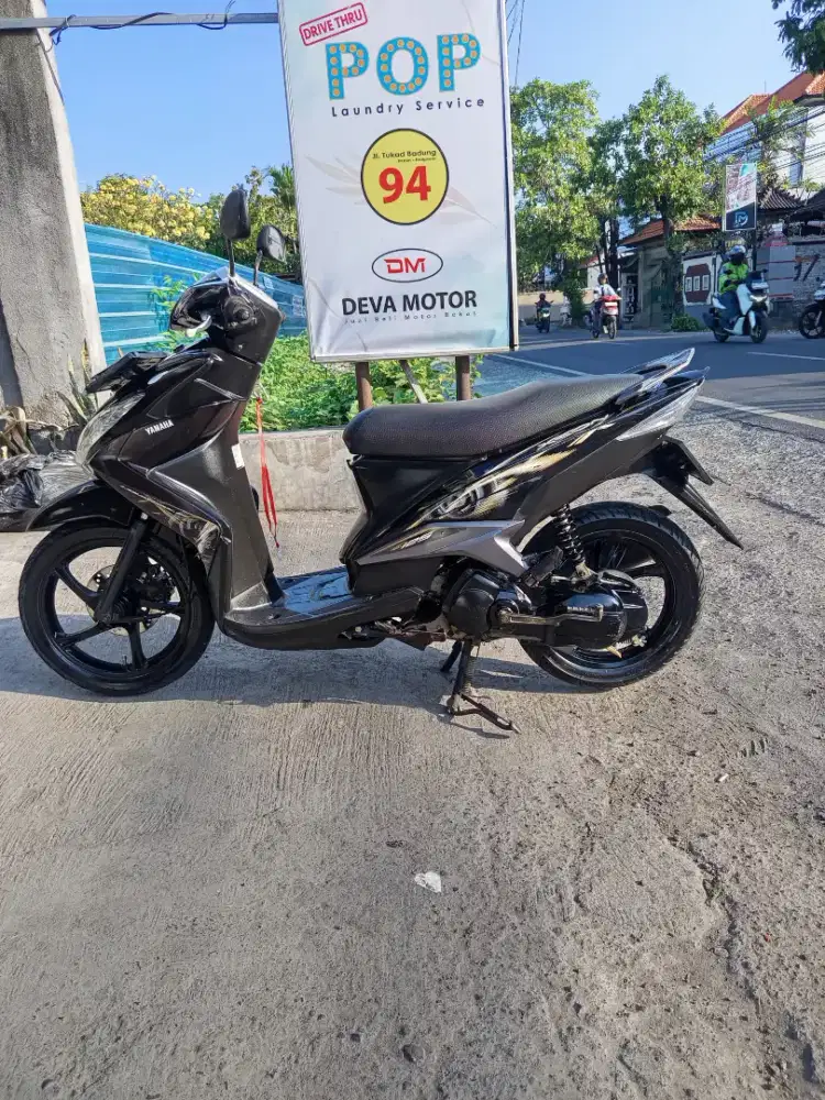 Xeon 2011 hitam Deva motor