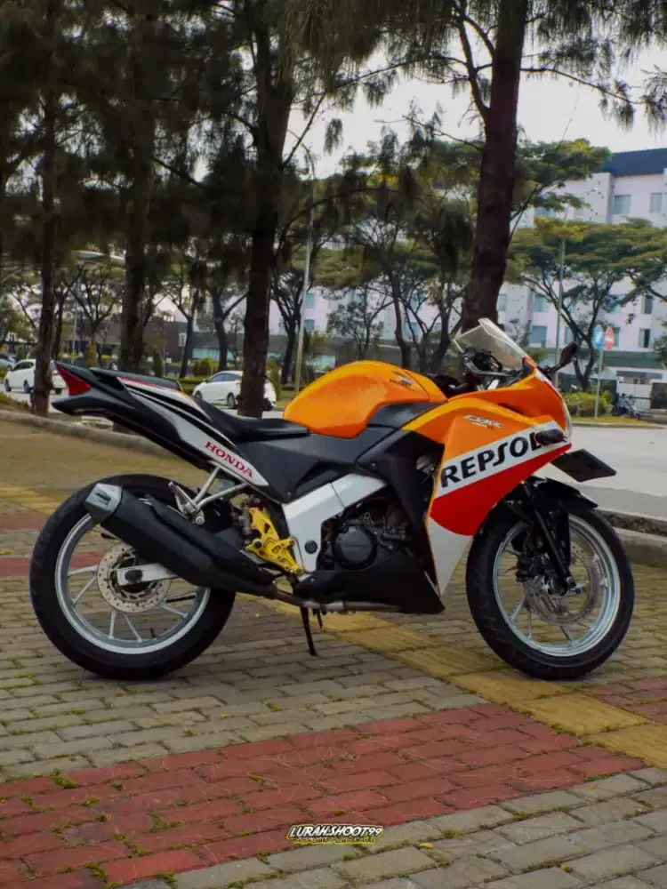 cbr standar ori150 thailand ..surat surat komplit pajak off 5 tahun