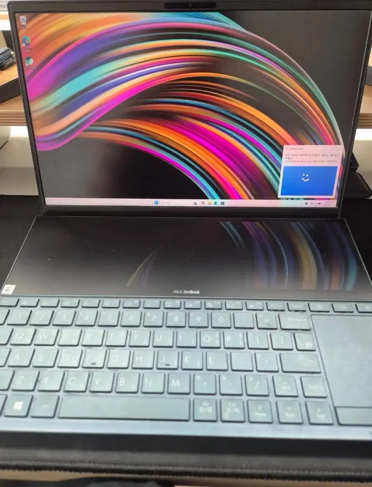Asus Zenbook Duo UX481FL
