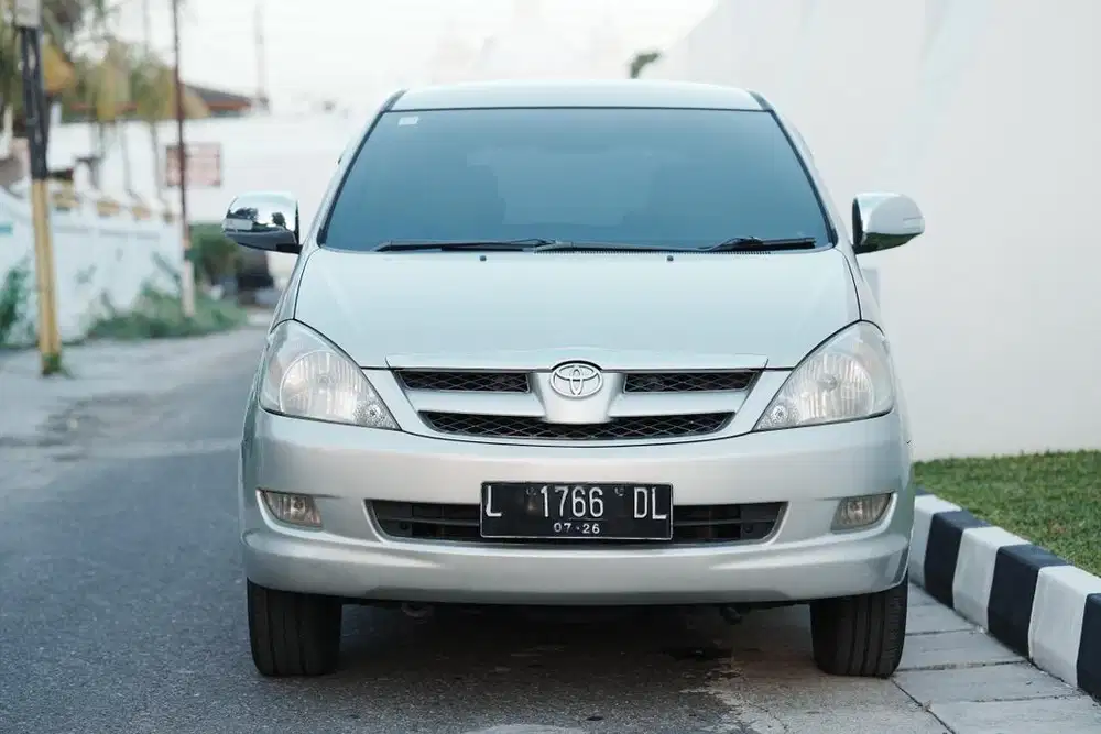 Innova 2007 Bensin V 2.0