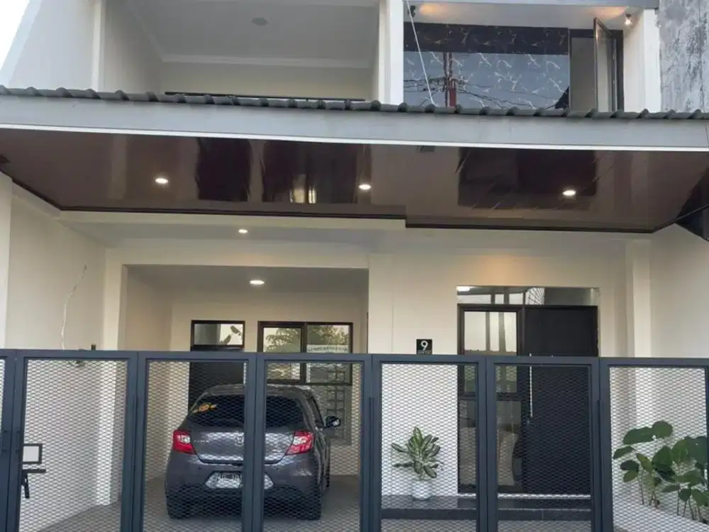 Rumah Mewah Dekat Kampus Isi Jalan Parangtritis Sewon Bantul
