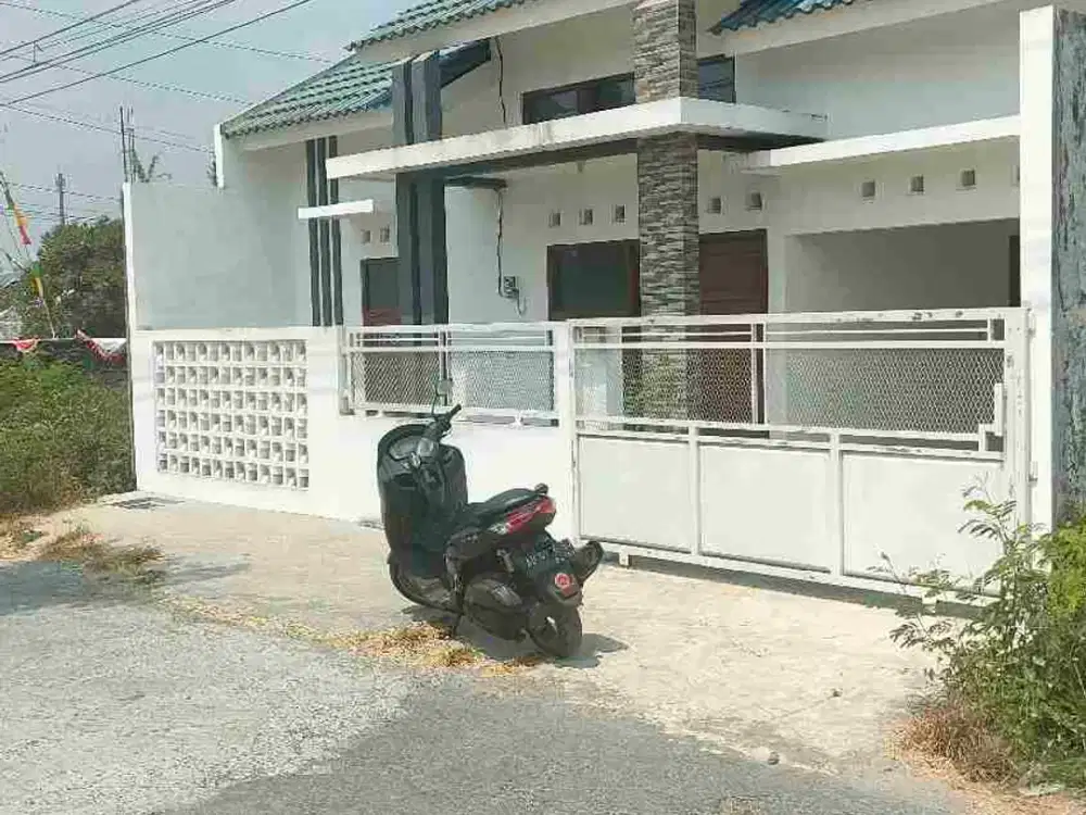 DIJUAL RUMAH MINIMALIS MODERN TERBARU.                         VIEW GUNUNG MERAPI & HAMparan PERSAWAHAN