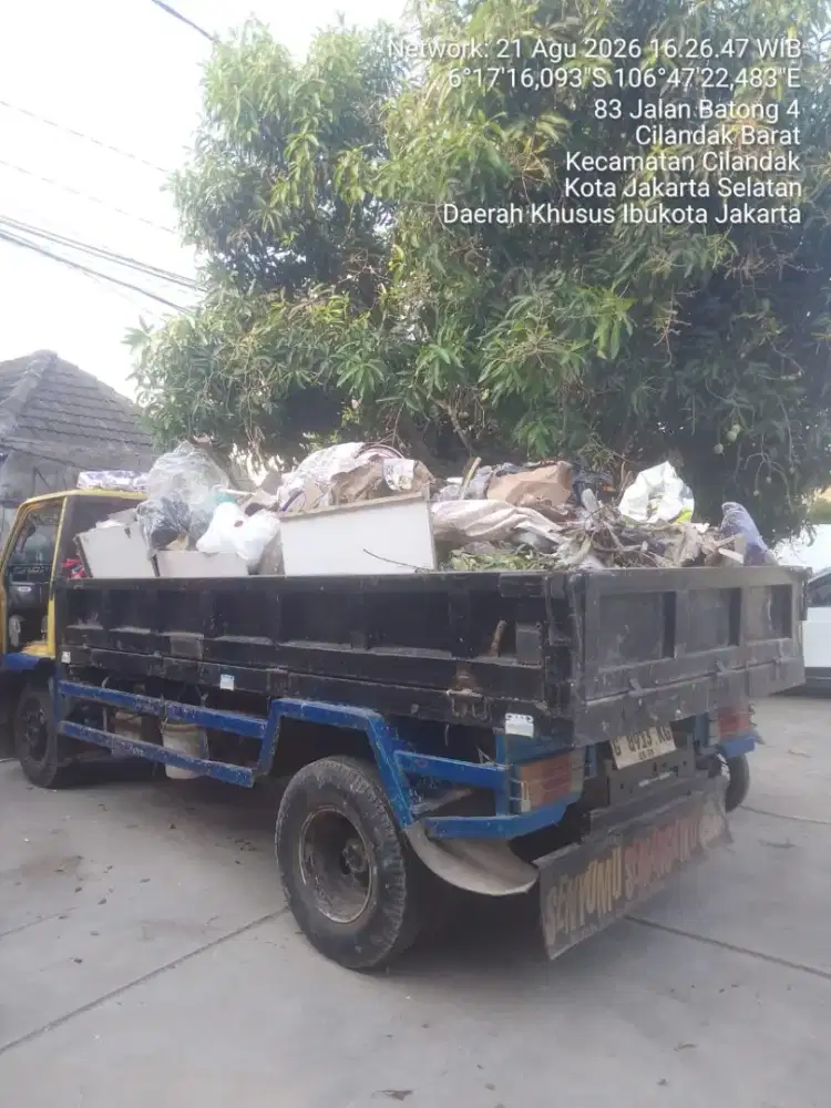 Jasa buang puing dan sampah
