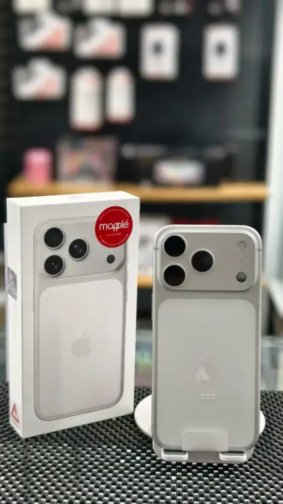 Iphone 17 Pro Silver 256 GB Open Box