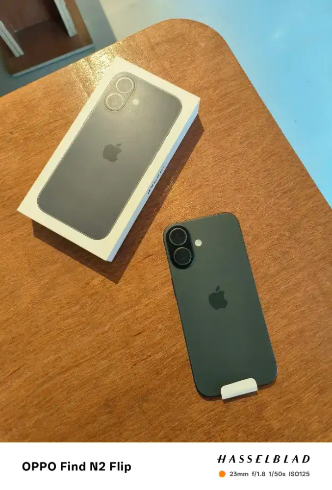 iPhone 17 Basic 256 Black iBox On April 2027 BH 97% Siklus 124