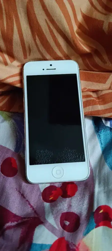 Dijual HP Iphone5 Batangan Kondisi Untest