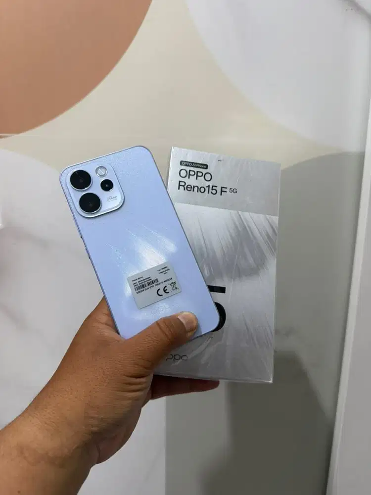 Oppo reno 15f 12/256gb mulus 1000% seperti baru fullset