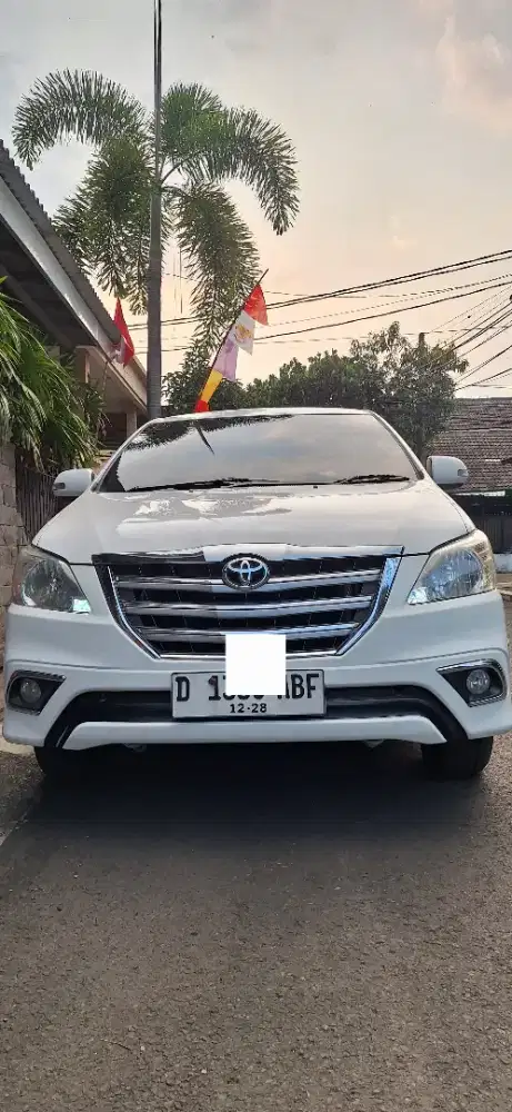 TOYOTA KIJANG INNOVA V MATIC 2013