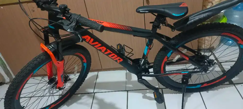 Sepeda Gunung Aviator