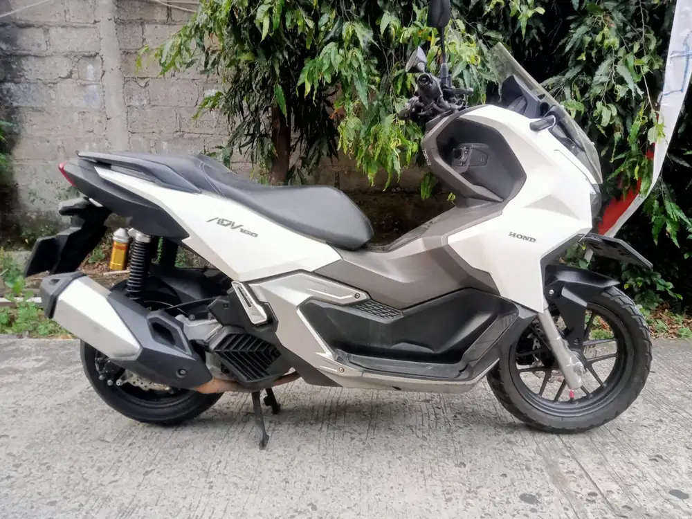 Honda ADV 160 cbs th 2023 DP mulai 1 jt an