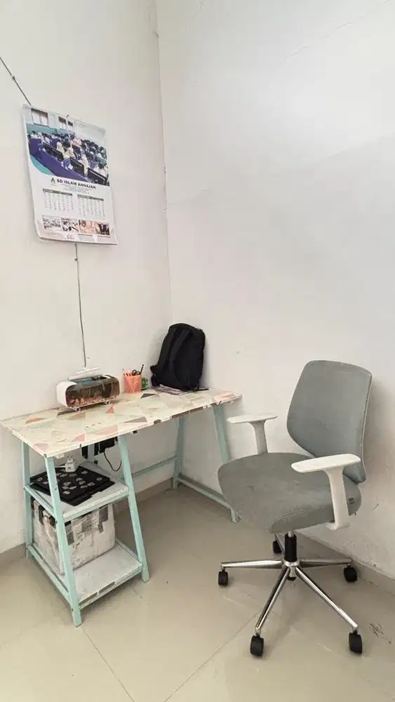 Dijual Set Kursi dan Meja