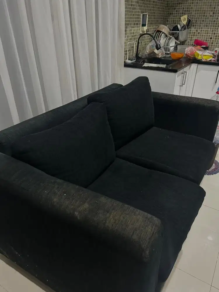 Sofa Hitam (Preloved)