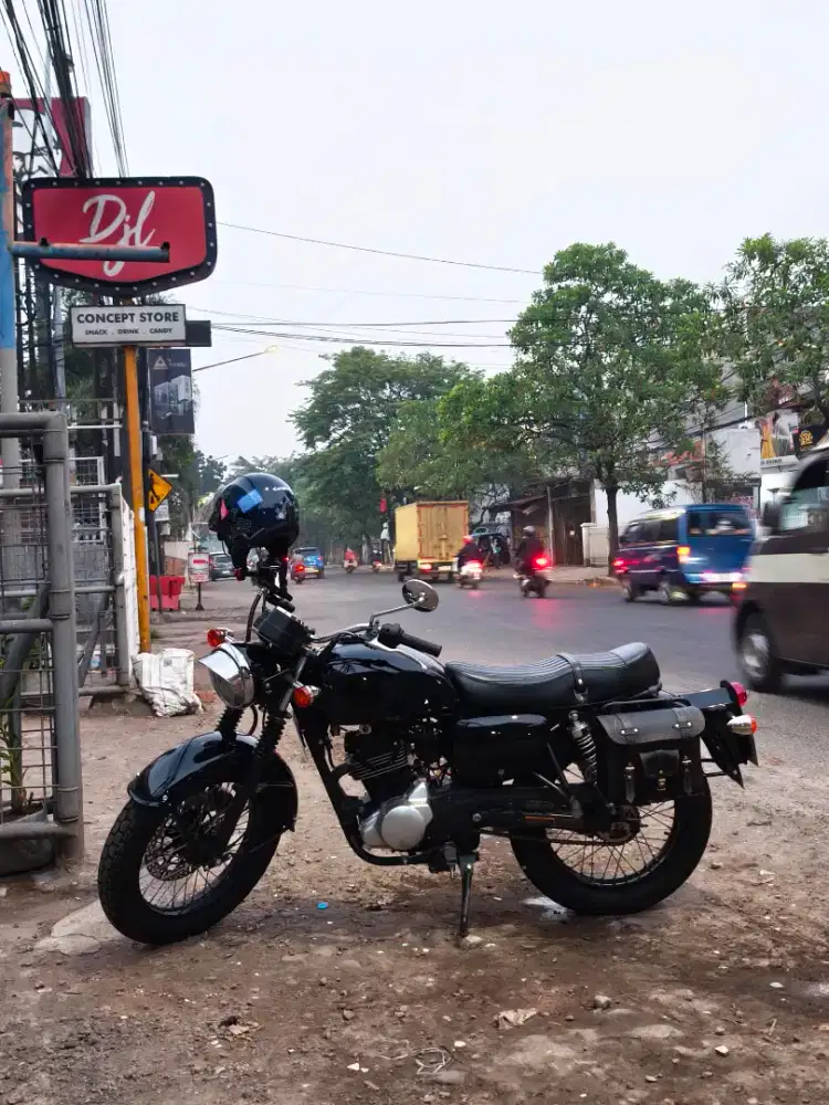 Kawasaki W175 SE