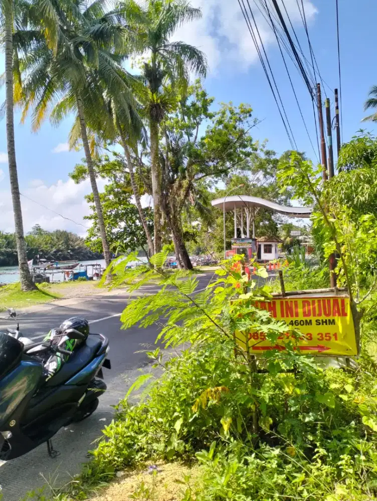 Lokasi Komersial,Premium,Pas pintu masuk tiket Pantai Batu Karas
