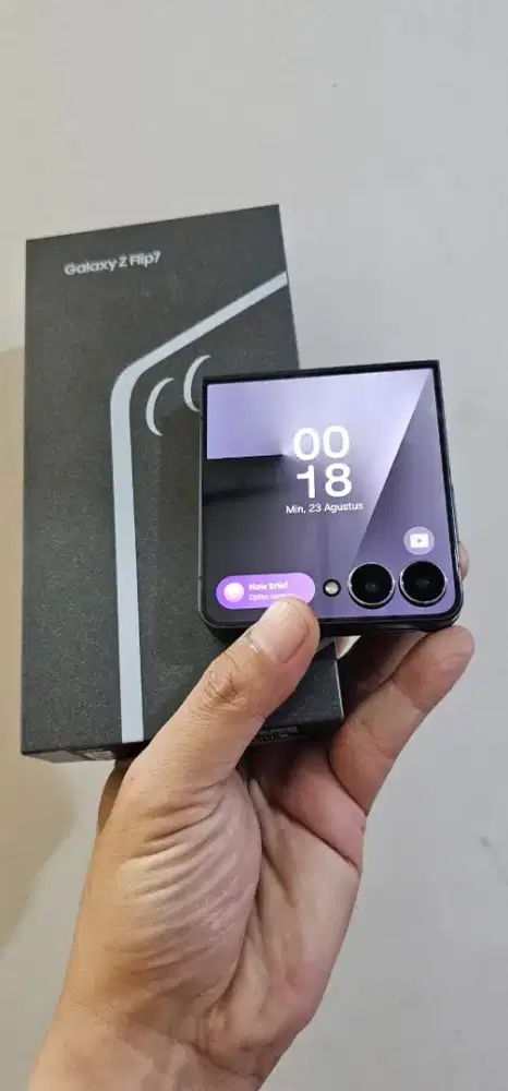 Samsung Z Flip 7 Ram 12/512gb Garansi Fullset