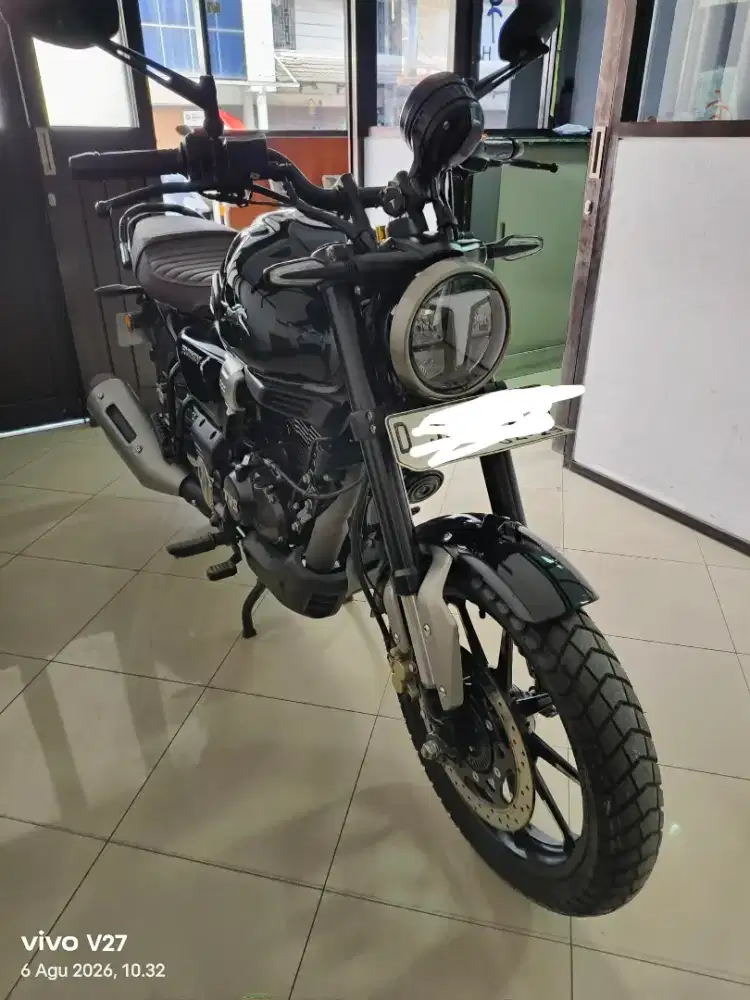 MOTOR RONIN SS HITAM KM RENDAH
