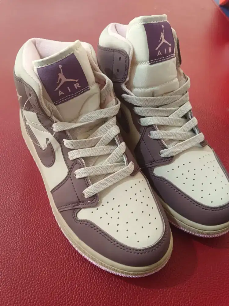 Nike Air Jordan 1 Mid