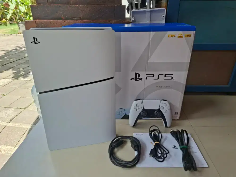 PS5 SLIM 1TB DIGITAL FULLSET BONUS GAME DIGITAL