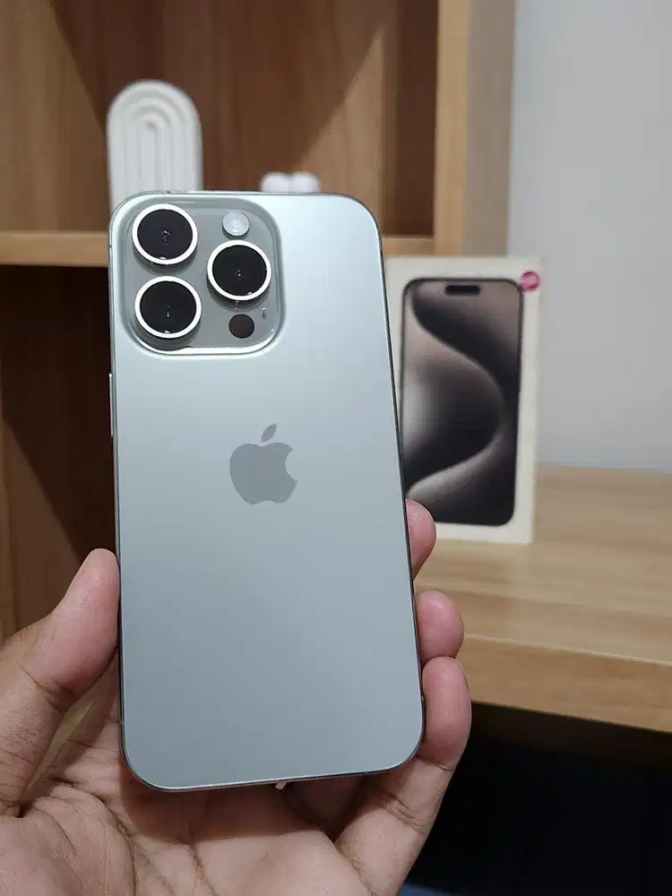 Iphone 15 promax 256gb natural titanium