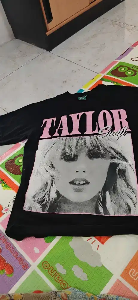 KAOS TAYLOR SWEET BRANDED