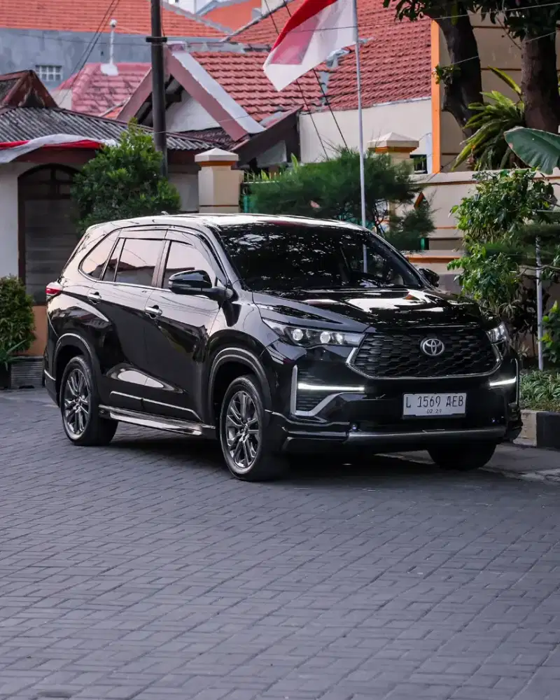 Toyota INNOVA ZENIX G 2.0 CVT 2023 Low KM‼️
