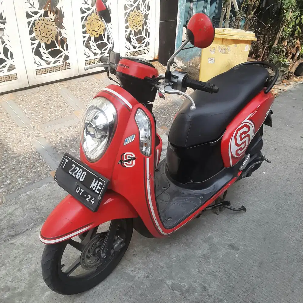 Honda Scoopy Fi 2014 ss lengkap mesin bagus plat T Karawang