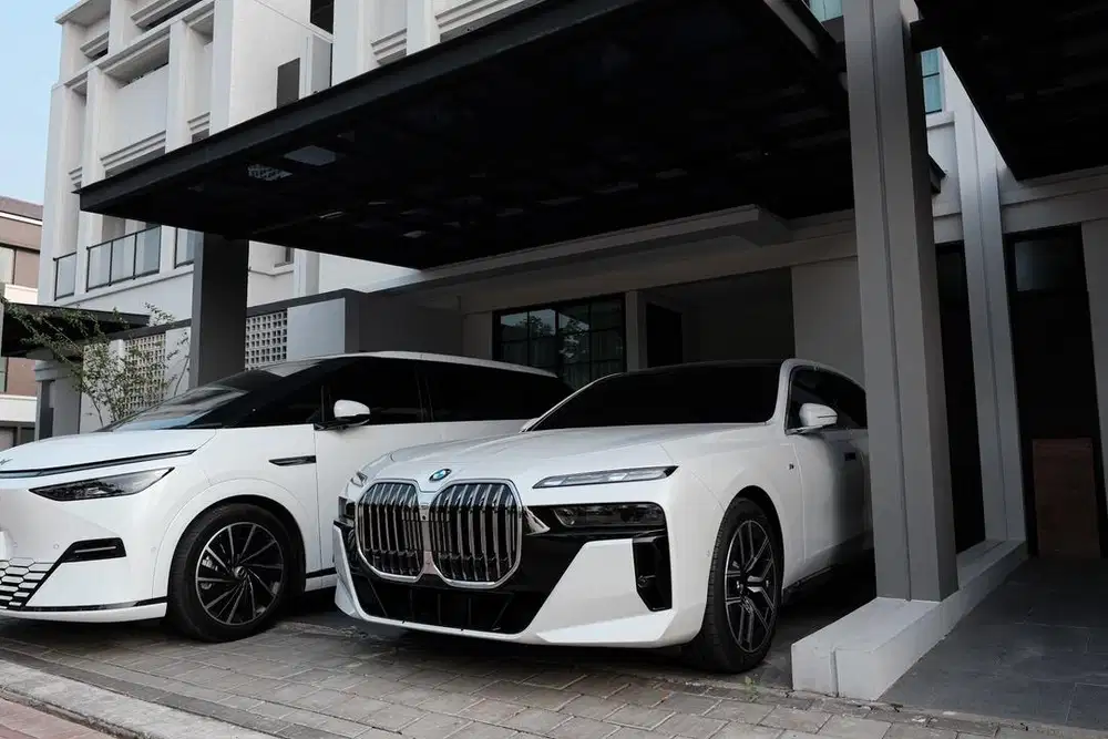 BMW 735i Well Maintained Siap Pakai!