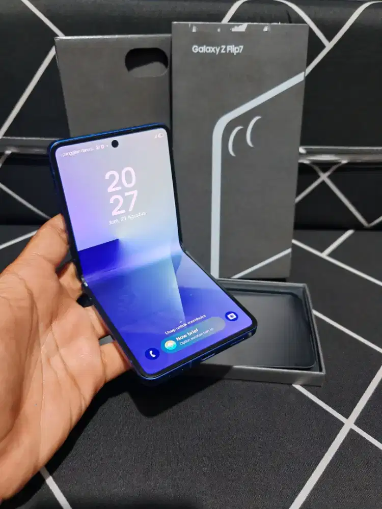 SMASUNG GALAXY Z FLIP 7 5G 12/512 | MINES | RESMI INDONESIA