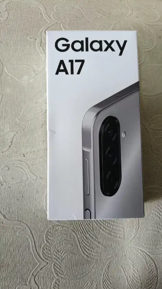 SAMSUNG GALAXY A17