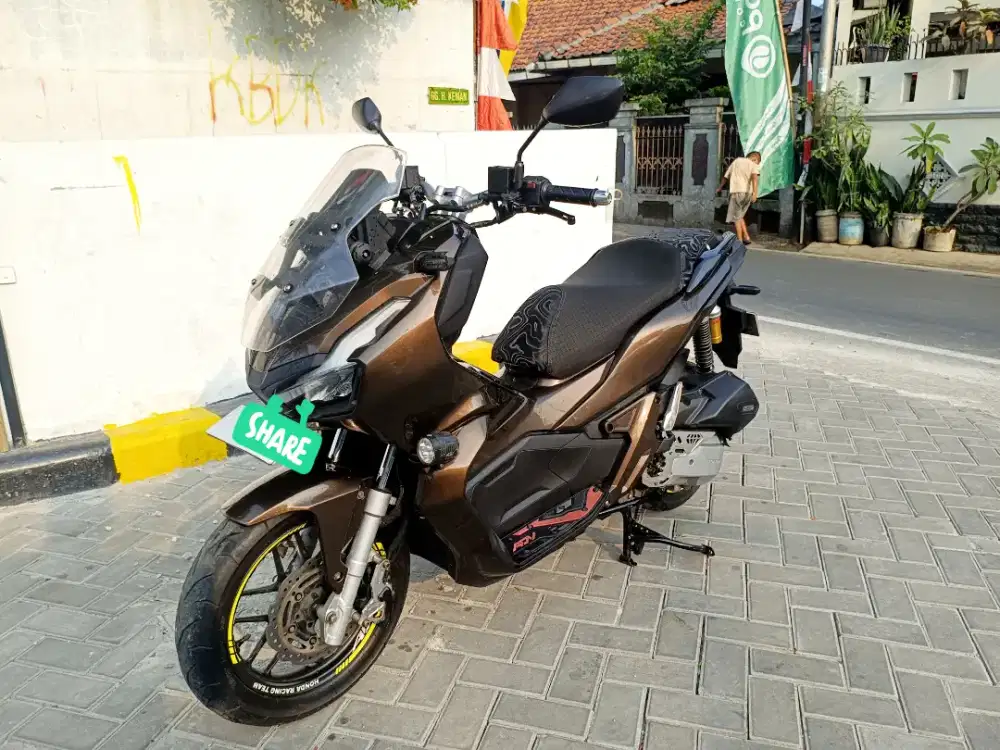 Honda ADV 2019 CBS Mulus Like New & KM Low