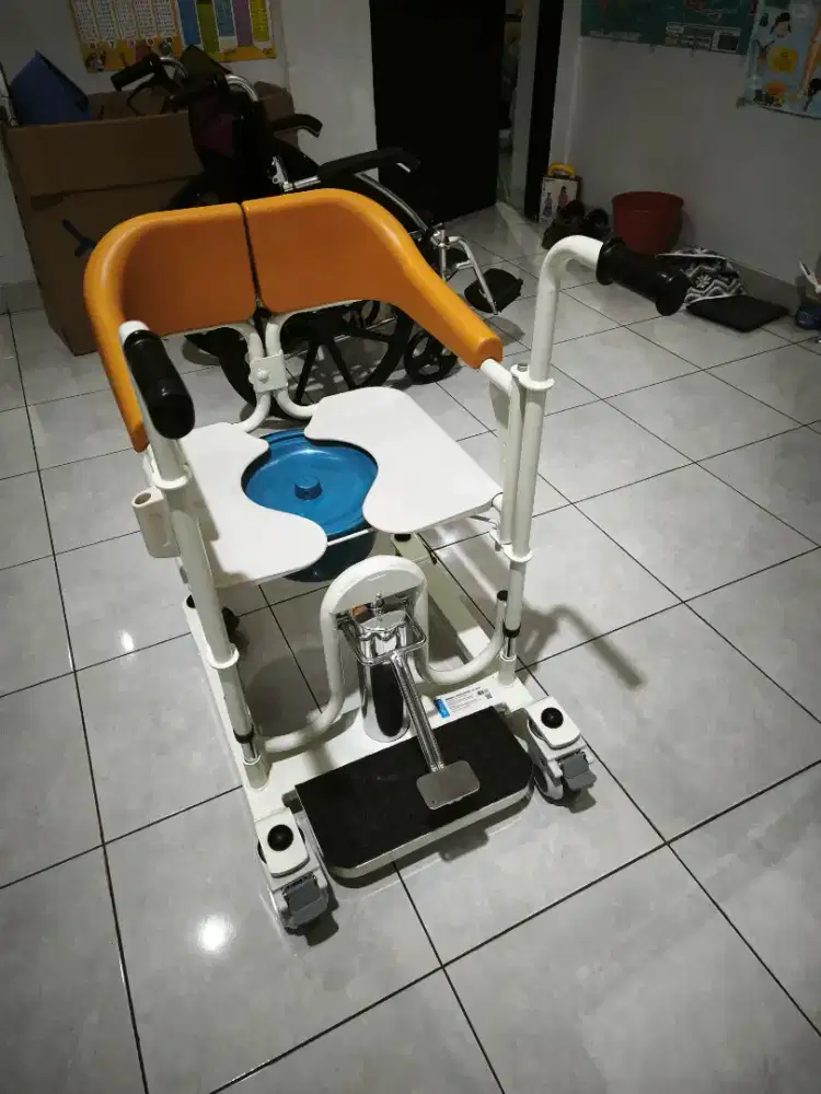 Hidrolik Manual Wheelchair