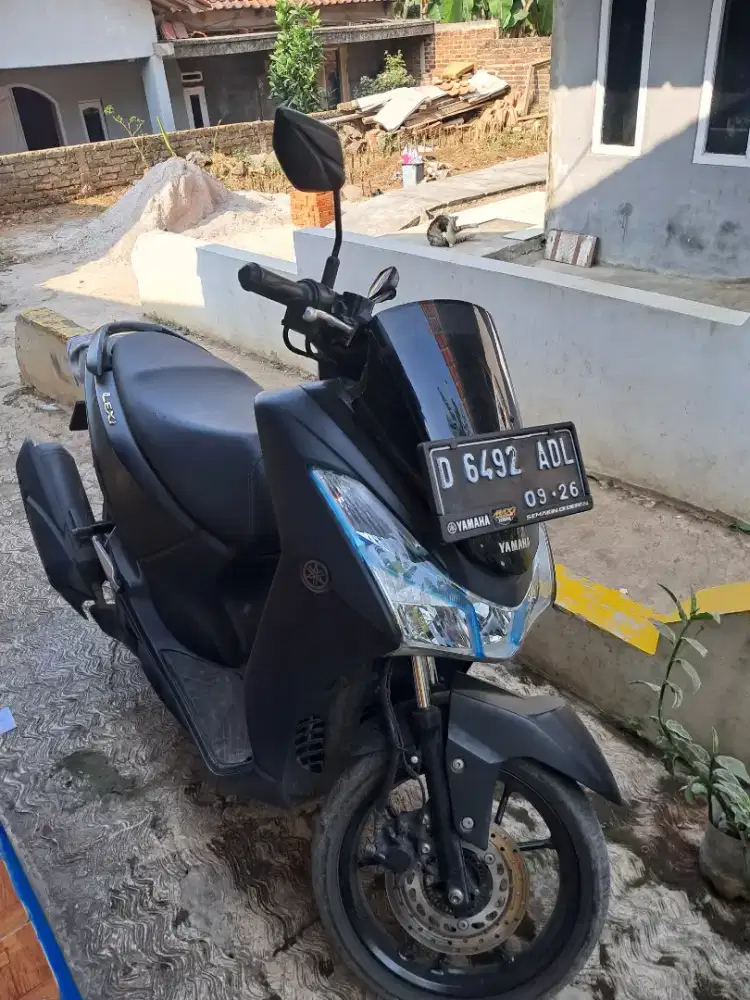 YAMAHA LEXI 125