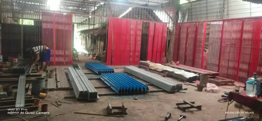 pintu harmonika