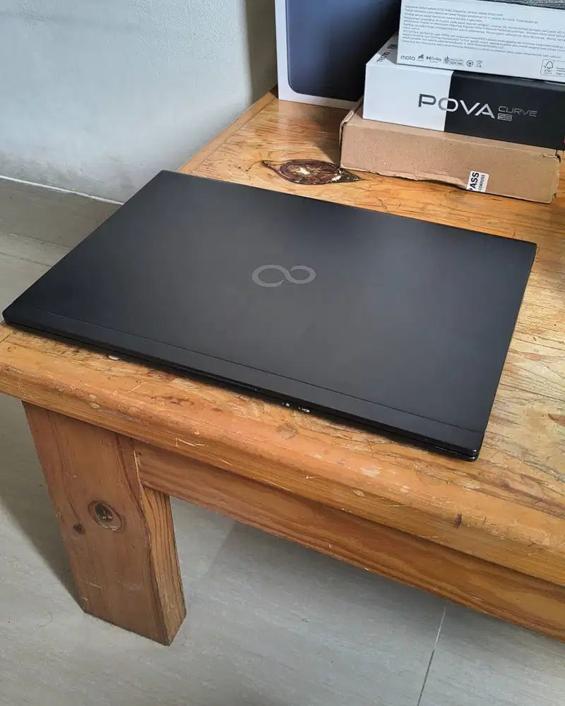 FOR SALE: Laptop Fujitsu Lifebook U9310