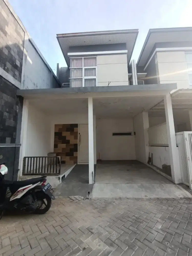 RUMAH KOST KETINTANG WANITA